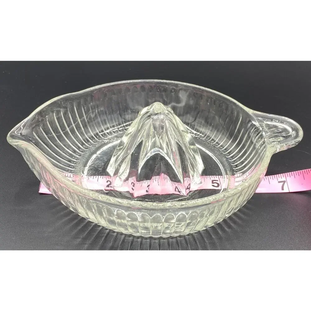 Vintage Clear Glass Citrus Juicer Reamer Handle Spout Ribbed Heavy Orange Lemon